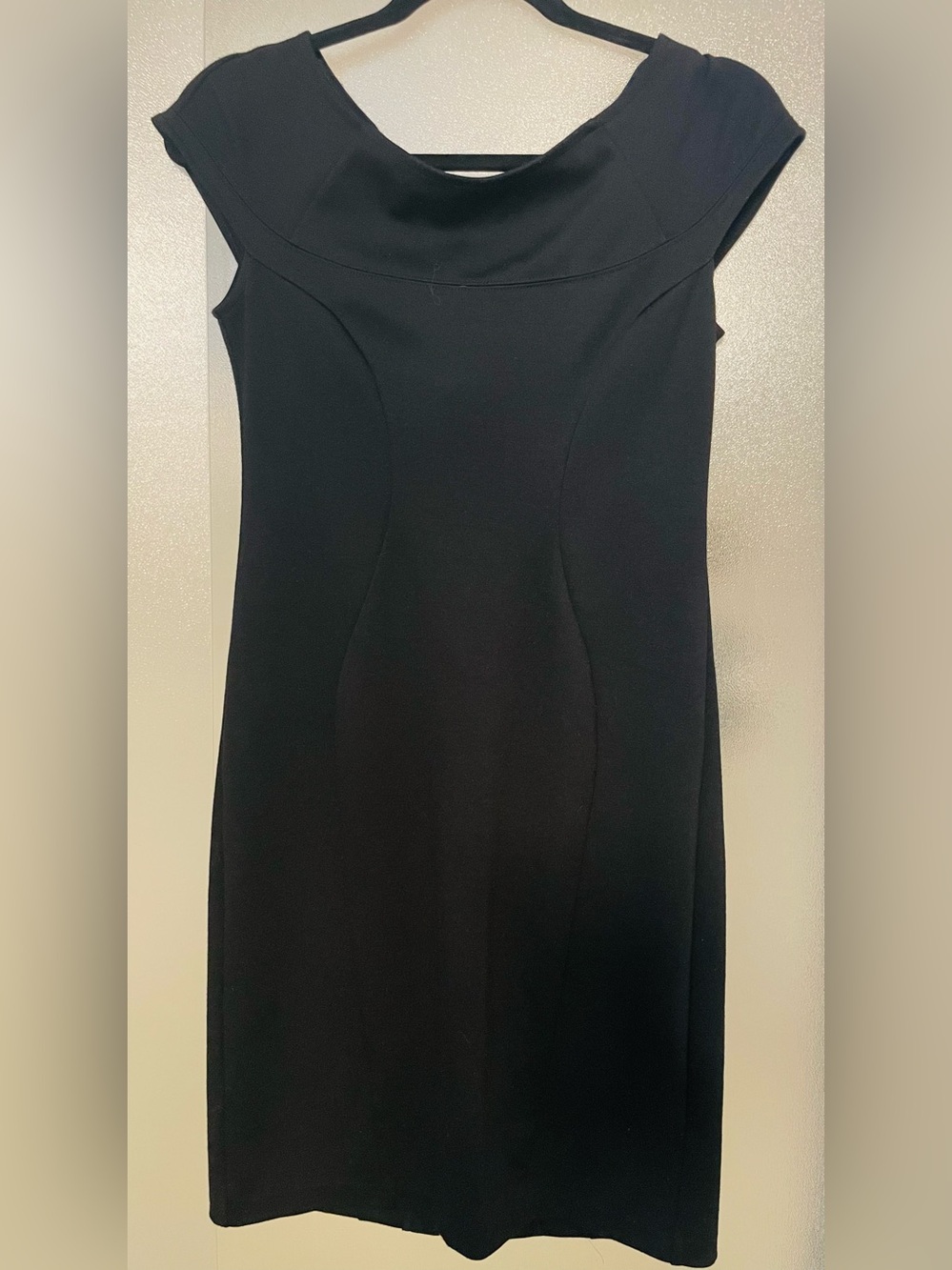 Allen B. By Allen Schwartz Black Cap-Sleeve Sheath Dress